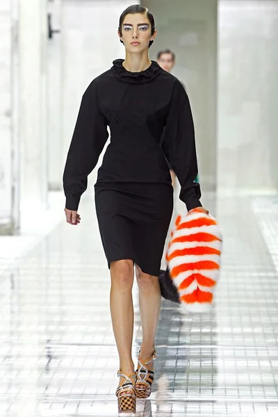 Look 39